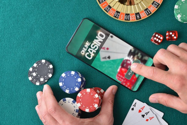 Instant settlement after each hand Settlement screen showing hand comparison and payout on jumbo